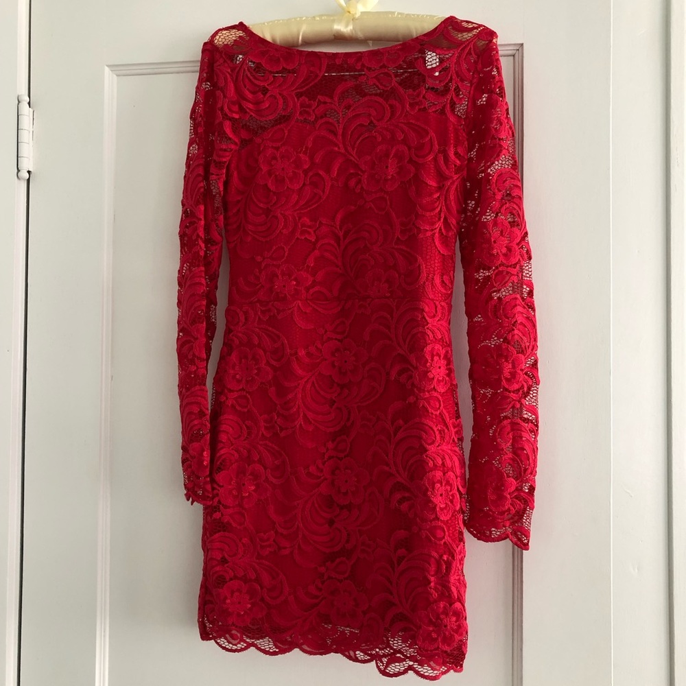 Lace body con dress